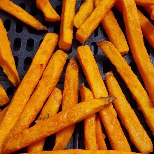 Mirelit édesburgonya forrólevegős fritőzben