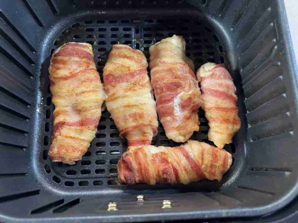 baconbe tekert csirkemell airfryerben